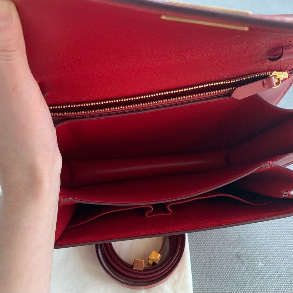 Celine classic medium box bag in red calfskin - Picture 4 of 9